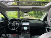 Jaguar XE 2.0 D R-Dynamic S