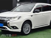 Mitsubishi Outlander 2.4L PHEV TWIN MOTOR 4WD INVITE