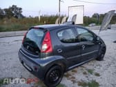 Peugeot 107 1.0 versão Motor Toyota
