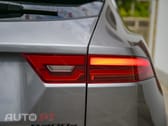 Jaguar E-Pace 1.5 P300e R-Dynamic SE AWD Aut.