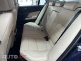 Jaguar XE 2.0 D Prestige