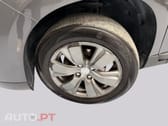 Peugeot 2008 1.2 e-VTi Style