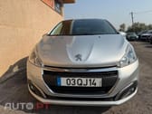 Peugeot 208 1.2 PureTech Signature