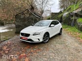 Volvo V40 2.0 D3 R-Design