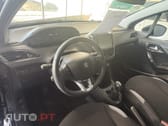 Peugeot 208 1.2 PureTech Signature