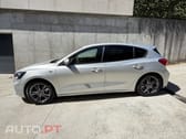 Ford Focus 1.0 EcoBoost MHEV ST-Line