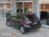 Peugeot 208 1.2 PureTech Style