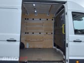 Volkswagen Crafter 2.0 TDI L3H3 Business Plus