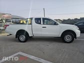Mitsubishi L200 2.4 DI-D CD Invite 4WD