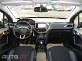 Peugeot 2008 1.2 PureTech Signature
