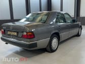 Mercedes-Benz W124 300 D