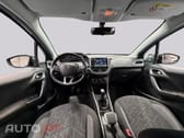 Peugeot 2008 1.2 e-VTi Style
