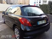 Peugeot 207 1.4 HDI 70CV