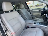 Mercedes-Benz E 300 BlueTEC Hybrid Avantgarde