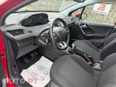 Peugeot 208 1.2 PureTech Signature