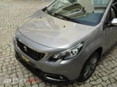 Peugeot 2008 1.2 PureTech Style