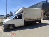 Hyundai H-1 Comercial
