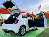Fiat 500e Action