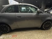 Fiat 500e La Prima