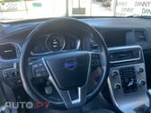 Volvo V60 2.0 D2 R-Design