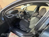 Peugeot 2008 1.2 PureTech Style