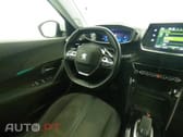 Peugeot 2008 1.2 PureTech Allure EAT8