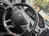 Peugeot 2008 1.2 PureTech Signature