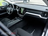 Volvo V60 2.0 B3 Momentum Advantage