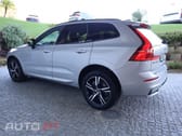 Volvo XC60 2.0 B4 Plus Dark