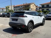 Peugeot 2008 1.2 Hybrid Allure e-DCS6