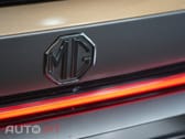 MG HS Luxury