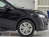 Peugeot E-208 50 kWh Allure Roadtrip