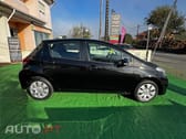 Toyota Yaris 1.33 VVT-i Sport+Navi