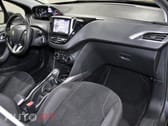Peugeot 2008 1.2 PureTech Style EAT6
