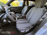Peugeot E-2008 50 kWh Allure Pack