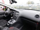 Peugeot 5008 1.6 E-HDi 7L SE Style 2-Tronic