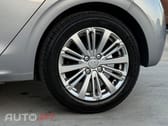 Peugeot 208 1.2 PureTech Signature