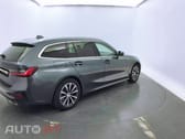 BMW 320 d Touring xDrive Auto