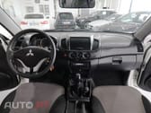 Mitsubishi L200 2.5 DI-D CD Invite CC 4WD
