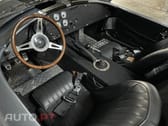 AC Cobra V8