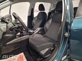 Peugeot 2008 1.2 PURETECH STYLE