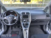 Toyota Auris 2.0 D-4D Exclusive