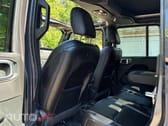 Jeep Gladiator 3.0 CRD Overland AT8