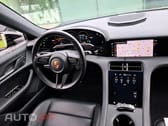 Porsche Taycan 4