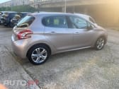 Peugeot 208 1.2 VTi Allure