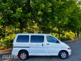 Toyota HiAce 9 Lugares