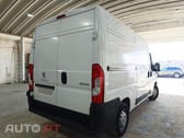 Peugeot Boxer 2.2 BlueHDi 335 - L2H2 IVA Dedutível
