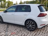 Volkswagen Golf 1.5 eTSI R-Line DSG