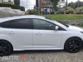 Ford Focus 2.0 EcoBoost ST c/ Pack Pele Desportiva