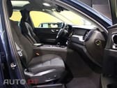 Volvo XC60 2.0 B4 Momentum